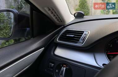 Купе Volkswagen CC / Passat CC 2013 в 