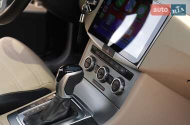 Купе Volkswagen CC / Passat CC 2012 в 