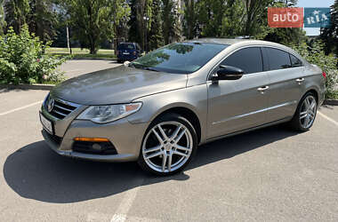 Купе Volkswagen CC / Passat CC 2010 в 