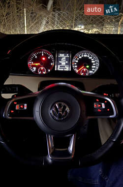 Купе Volkswagen CC / Passat CC 2014 в 