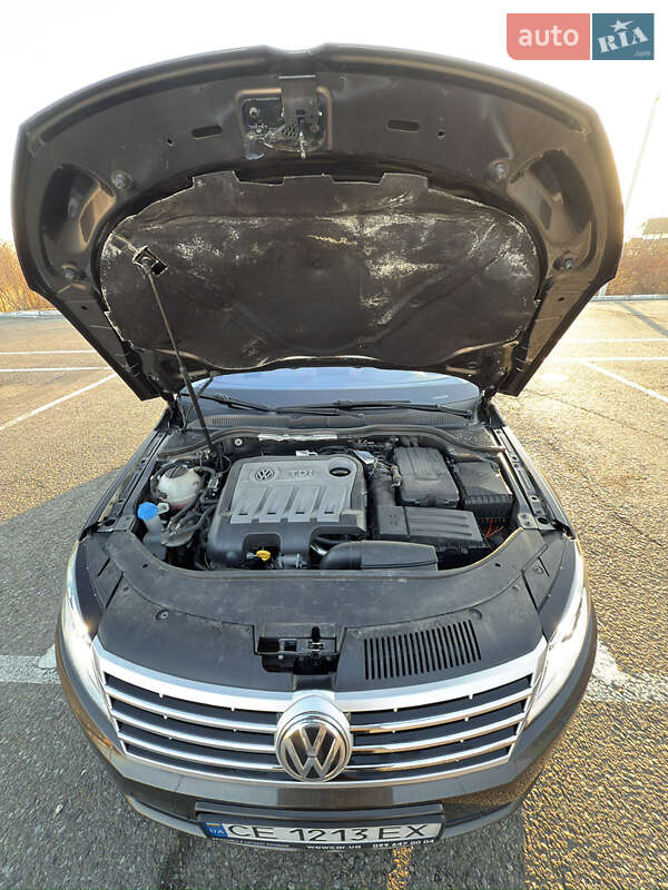 Купе Volkswagen CC / Passat CC 2014 в Чернівцях