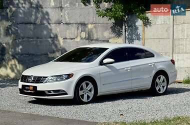 Купе Volkswagen CC / Passat CC 2012 в 
