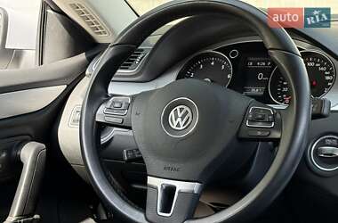 Купе Volkswagen CC / Passat CC 2012 в 