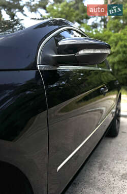 Купе Volkswagen CC / Passat CC 2009 в 