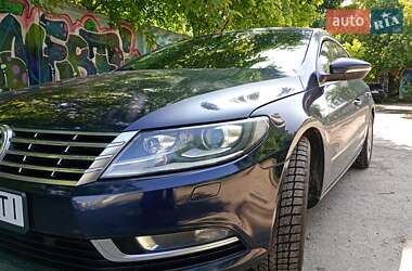 Купе Volkswagen CC / Passat CC 2013 в 