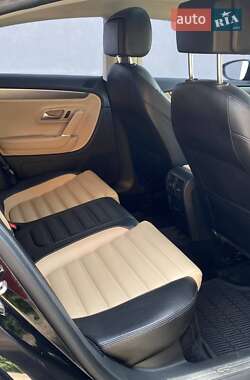 Купе Volkswagen CC / Passat CC 2012 в 