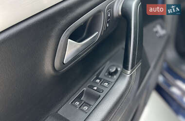 Купе Volkswagen CC / Passat CC 2014 в 