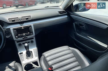 Купе Volkswagen CC / Passat CC 2014 в 