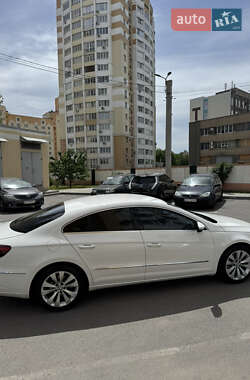 Купе Volkswagen CC / Passat CC 2013 в 