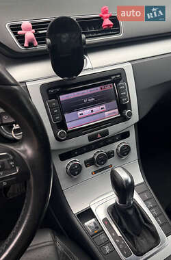 Купе Volkswagen CC / Passat CC 2012 в 
