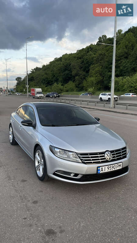 Купе Volkswagen CC / Passat CC 2012 в Києві