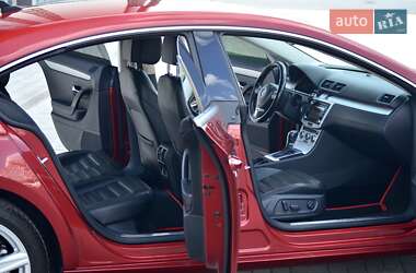 Купе Volkswagen CC / Passat CC 2013 в 