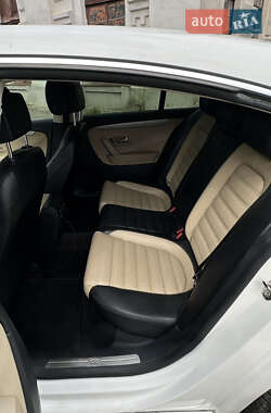 Купе Volkswagen CC / Passat CC 2013 в 