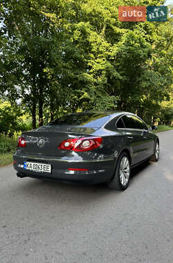 Купе Volkswagen CC / Passat CC 2011 в 