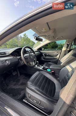 Купе Volkswagen CC / Passat CC 2011 в 
