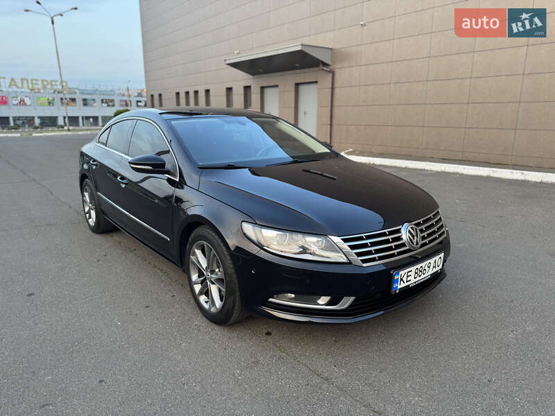 Купе Volkswagen CC / Passat CC 2012 в 