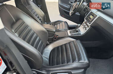 Купе Volkswagen CC / Passat CC 2012 в 