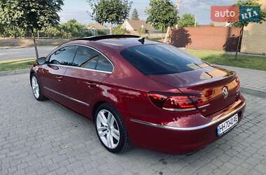 Купе Volkswagen CC / Passat CC 2013 в 