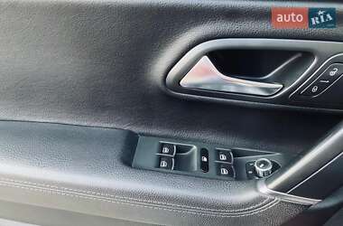 Купе Volkswagen CC / Passat CC 2013 в 