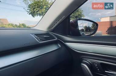 Купе Volkswagen CC / Passat CC 2013 в 