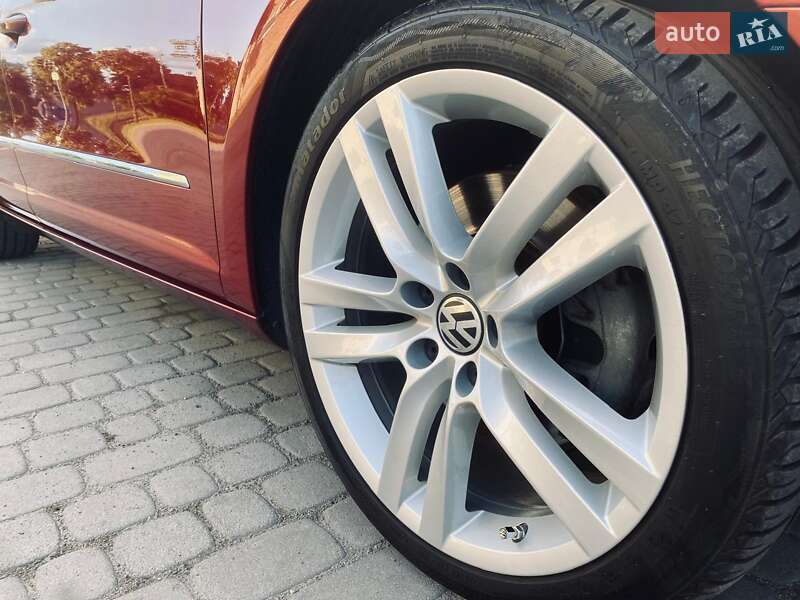 Купе Volkswagen CC / Passat CC 2013 в Дніпрі