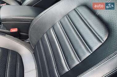 Купе Volkswagen CC / Passat CC 2013 в 