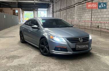 Купе Volkswagen CC / Passat CC 2010 в Первомайську