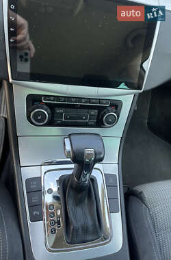 Купе Volkswagen CC / Passat CC 2010 в 