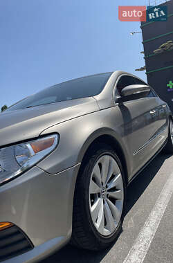 Купе Volkswagen CC / Passat CC 2010 в 
