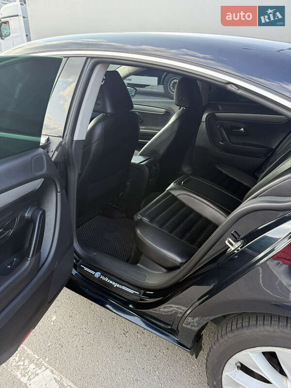 Купе Volkswagen CC / Passat CC 2010 в Хмельницком