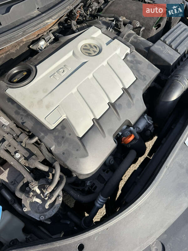 Купе Volkswagen CC / Passat CC 2010 в Хмельницком