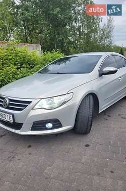 Купе Volkswagen CC / Passat CC 2009 в 