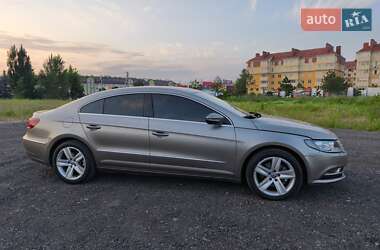 Купе Volkswagen CC / Passat CC 2013 в 