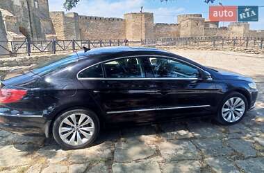 Купе Volkswagen CC / Passat CC 2011 в 