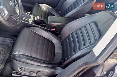 Купе Volkswagen CC / Passat CC 2011 в 