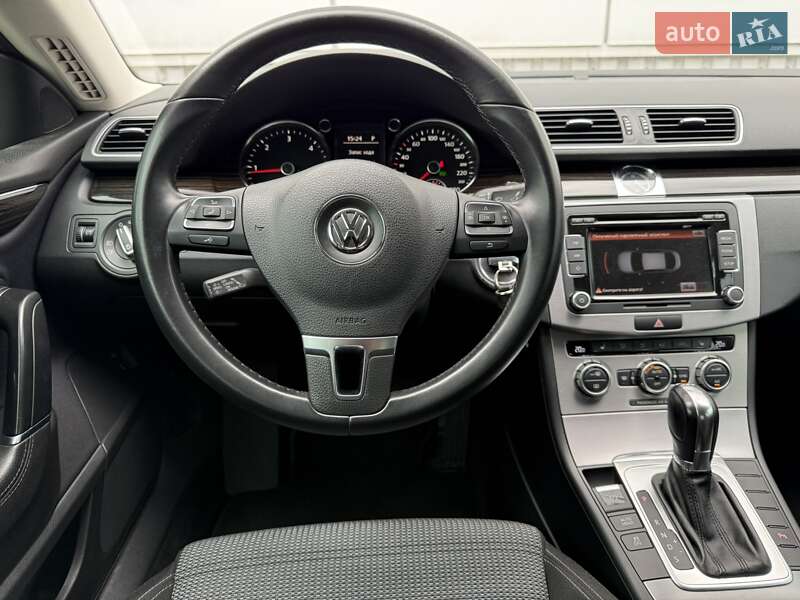 Купе Volkswagen CC / Passat CC 2012 в Днепре
