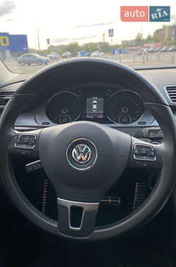 Купе Volkswagen CC / Passat CC 2013 в 