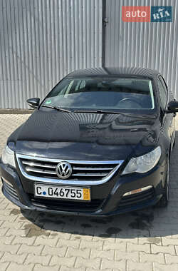 Купе Volkswagen CC / Passat CC 2010 в Косові