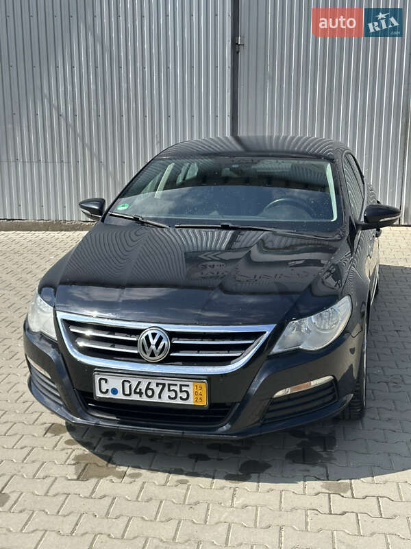 Купе Volkswagen CC / Passat CC 2010 в 