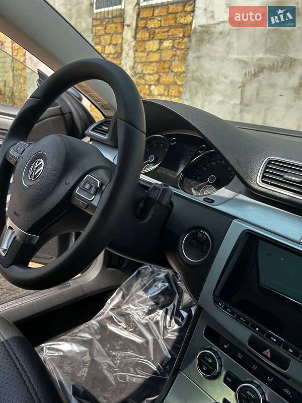 Купе Volkswagen CC / Passat CC 2012 в Одессе