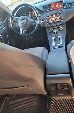 Купе Volkswagen CC / Passat CC 2009 в 