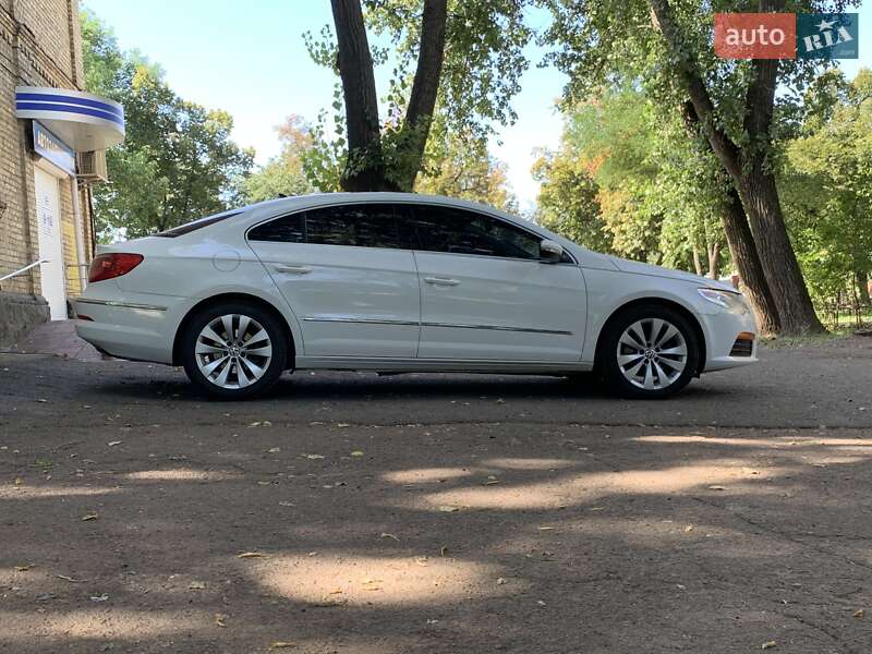 Volkswagen CC / Passat CC 2011