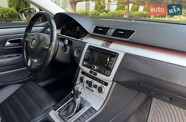 Купе Volkswagen CC / Passat CC 2013 в 