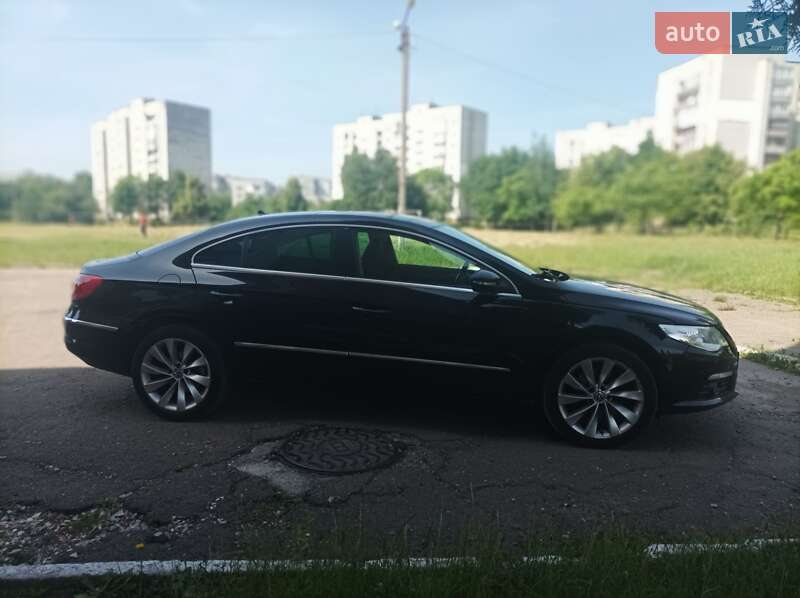 Купе Volkswagen CC / Passat CC 2008 в Дрогобичі
