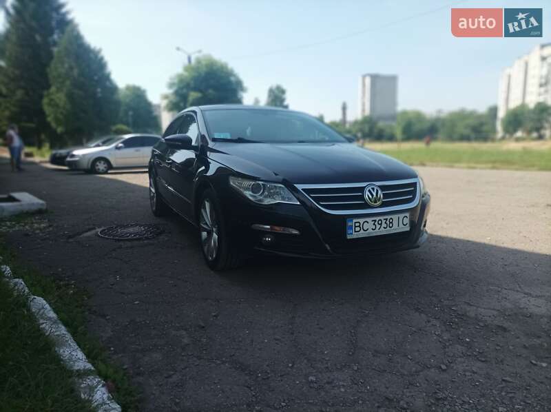 Купе Volkswagen CC / Passat CC 2008 в Дрогобичі