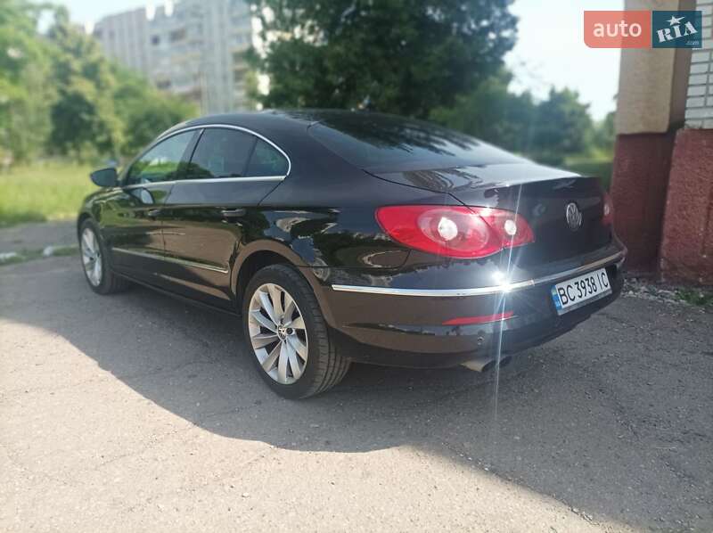 Купе Volkswagen CC / Passat CC 2008 в Дрогобичі