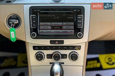 Купе Volkswagen CC / Passat CC 2012 в 