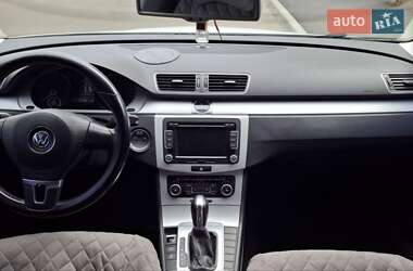 Купе Volkswagen CC / Passat CC 2011 в 