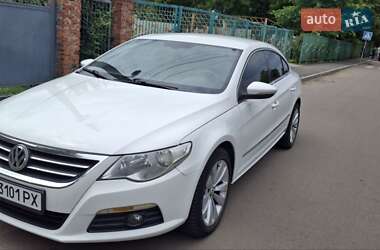 Купе Volkswagen CC / Passat CC 2011 в 