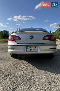 Купе Volkswagen CC / Passat CC 2010 в 
